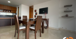 Apartamento sector San Fernando Plaza en Medellín